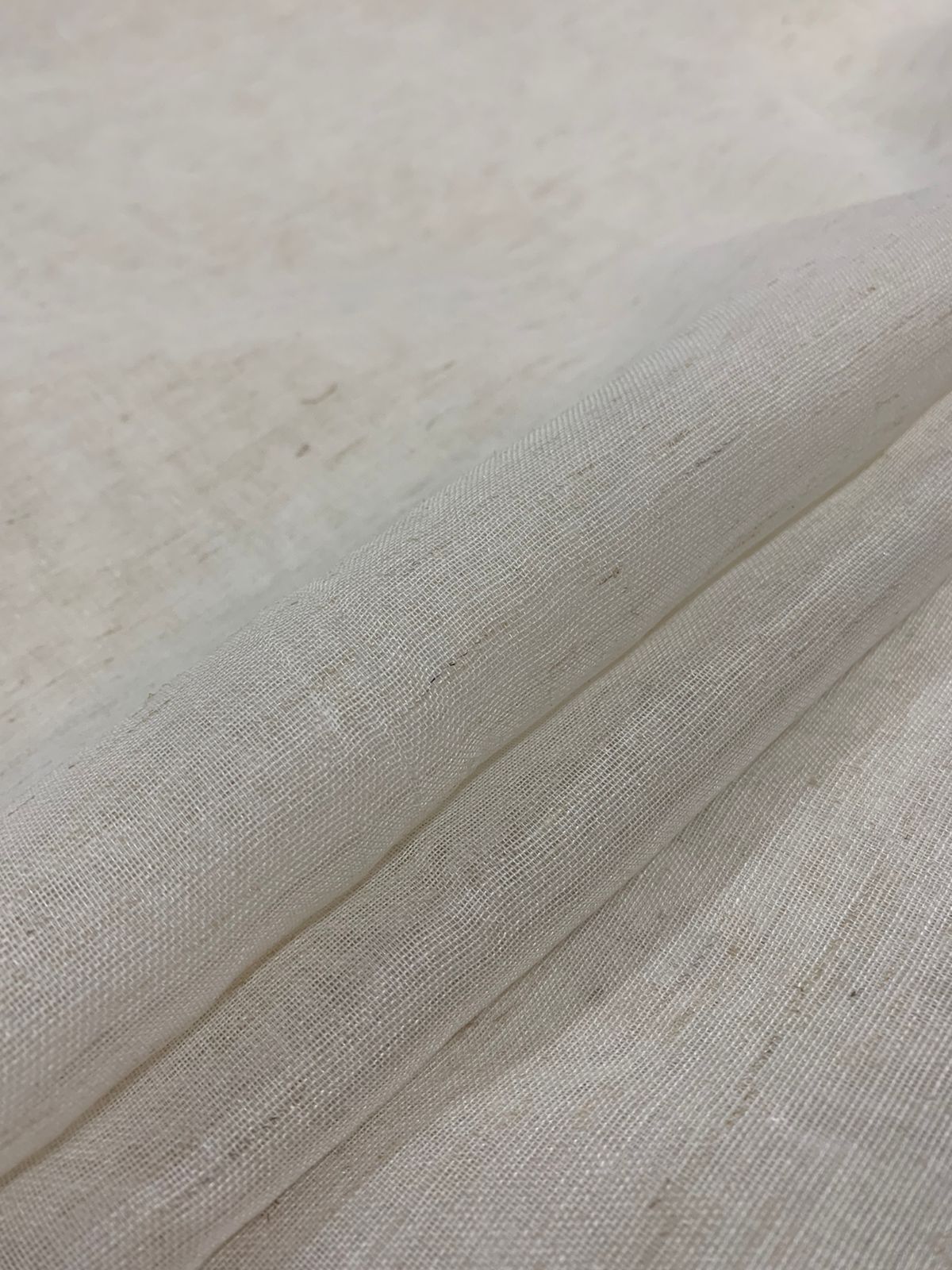 Voile texture beige - 22w-138 por metro lineal.